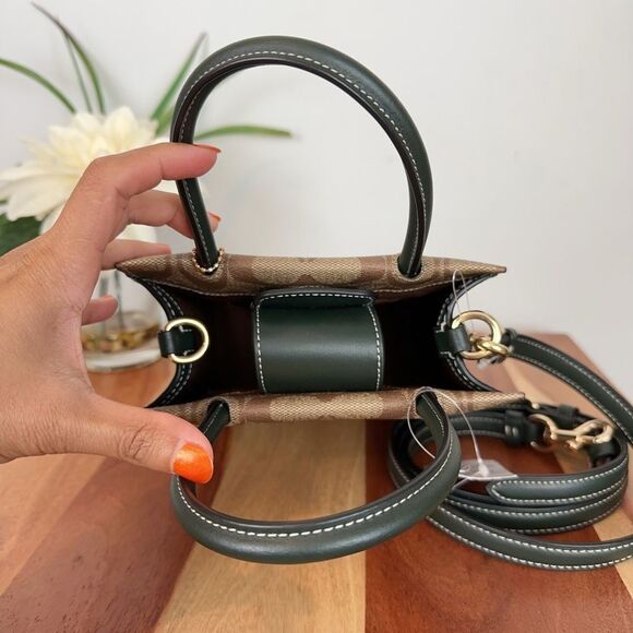 NWT Coach Mini Cally Crossbody‎ In Signature Canvas With Varsity Motif - Picture 5 of 9